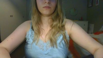 Rosie_June live cam on Cam4
