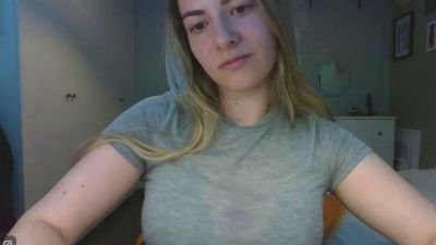 Rosie_June live cam on Cam4