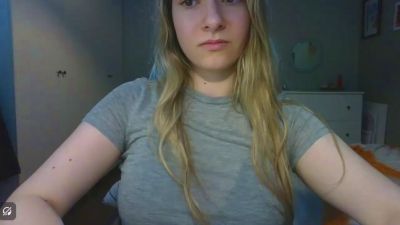 Rosie_June live cam on Cam4