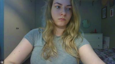 Rosie_June live cam on Cam4