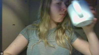 Rosie_June live cam on Cam4