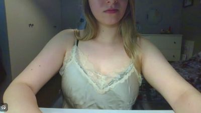 Rosie_June live cam on Cam4