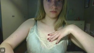 Rosie_June live cam on Cam4