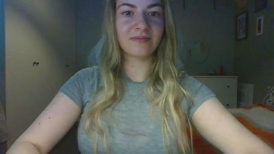 Rosie_June live cam on Cam4