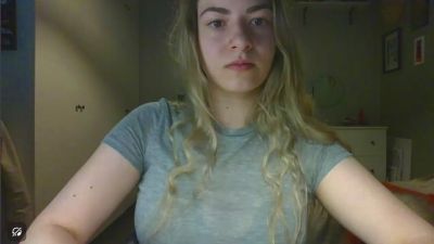 Rosie_June live cam on Cam4