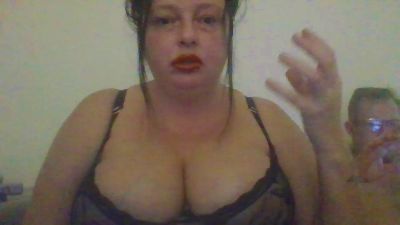 Rosieandjim live cam on Cam4