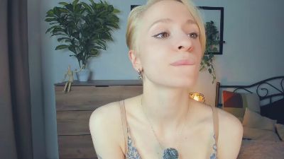 RositaDoshier live cam on Cam4
