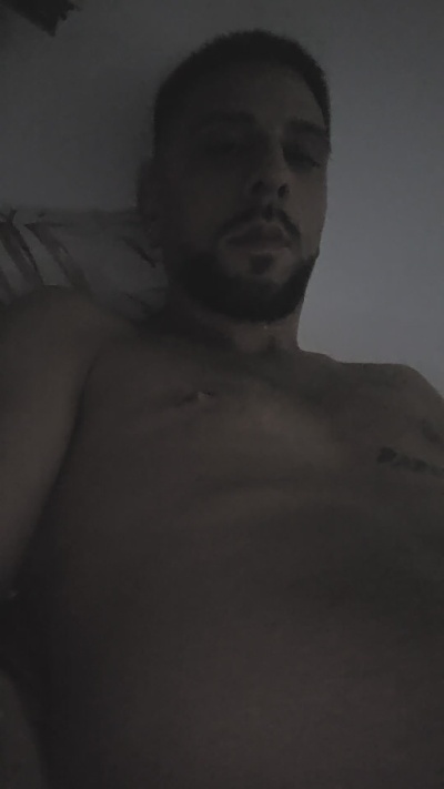Ross96 live cam on Cam4