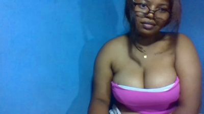 Rossanah live cam on Cam4