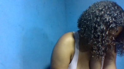 Rossanah live cam on Cam4