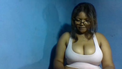 Rossanah live cam on Cam4