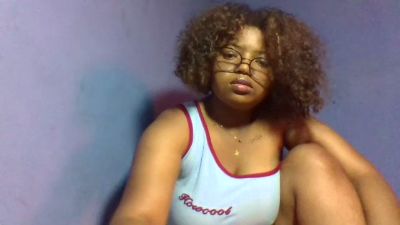 Rossanah live cam on Cam4