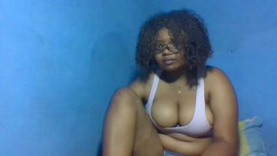 Rossanah live cam on Cam4
