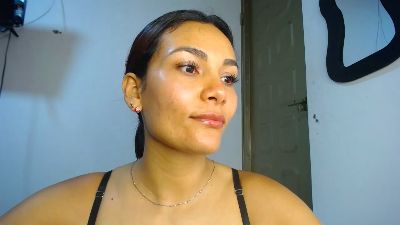 Rossi_sexy live cam on Cam4
