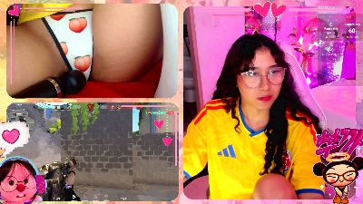 RossieGames live cam on Cam4