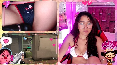 RossieGames live cam on Cam4