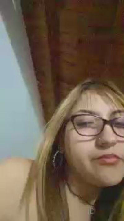 Rossitaa69 live cam on Cam4