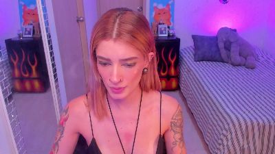 Rot_Wallace live cam on Cam4
