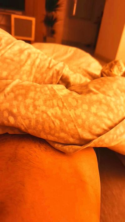 Rouelibre44_ live cam on Cam4