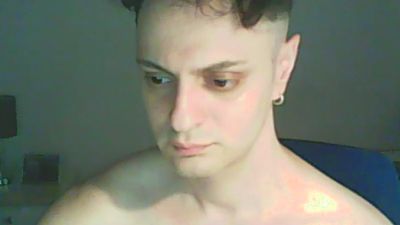 Rovv live cam on Cam4