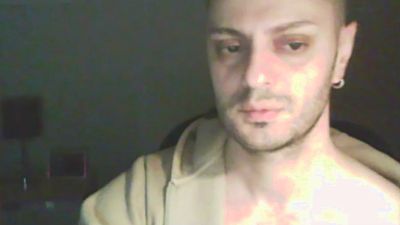 Rovv live cam on Cam4