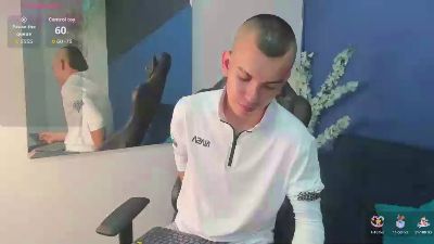 Rowan_Cley live cam on Cam4