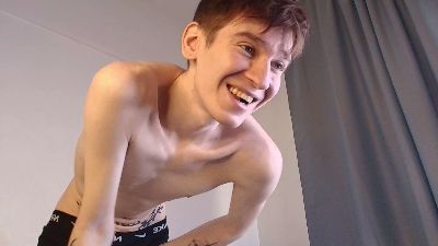 Rowan_Vesper live cam on Cam4