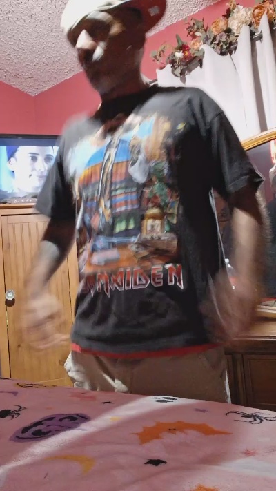 RowdyRowdy26 live cam on Cam4