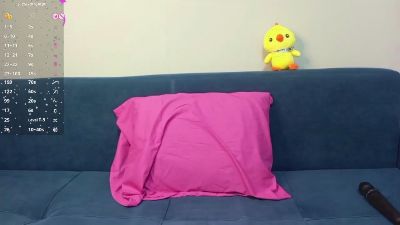 RowenaEmily webcam