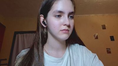 RoxanaKneisler live cam on Cam4