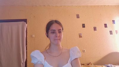RoxanaKneisler live cam on Cam4