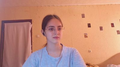 RoxanaKneisler live cam on Cam4