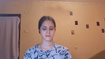 RoxanaKneisler live cam on Cam4