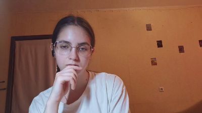 RoxanaKneisler live cam on Cam4