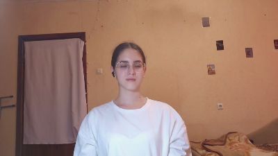 RoxanaKneisler live cam on Cam4