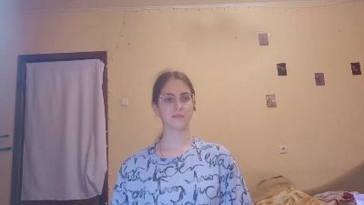 RoxanaKneisler live cam on Cam4
