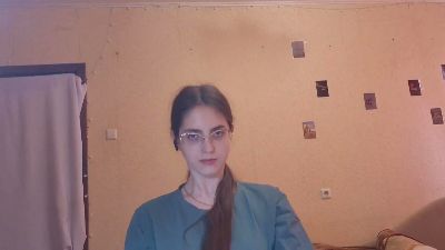 RoxanaKneisler live cam on Cam4