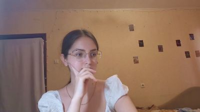 RoxanaKneisler live cam on Cam4