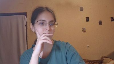 RoxanaKneisler live cam on Cam4