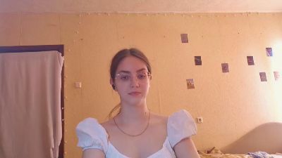 RoxanaKneisler live cam on Cam4