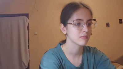 RoxanaKneisler live cam on Cam4