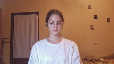 RoxanaKneisler live cam on Cam4