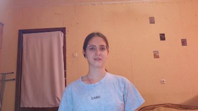 RoxanaKneisler live cam on Cam4