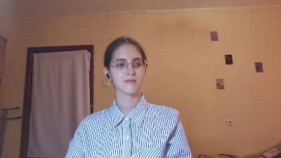 RoxanaKneisler live cam on Cam4