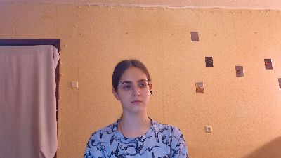 RoxanaKneisler live cam on Cam4