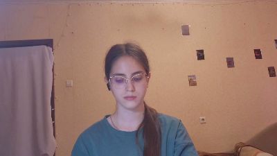 RoxanaKneisler live cam on Cam4