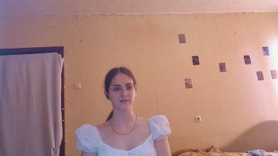 RoxanaKneisler live cam on Cam4