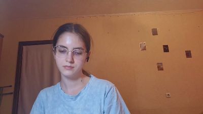 RoxanaKneisler live cam on Cam4