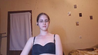 RoxanaKneisler live cam on Cam4
