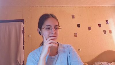 RoxanaKneisler live cam on Cam4